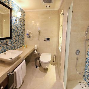 Camera standard con letto queen size